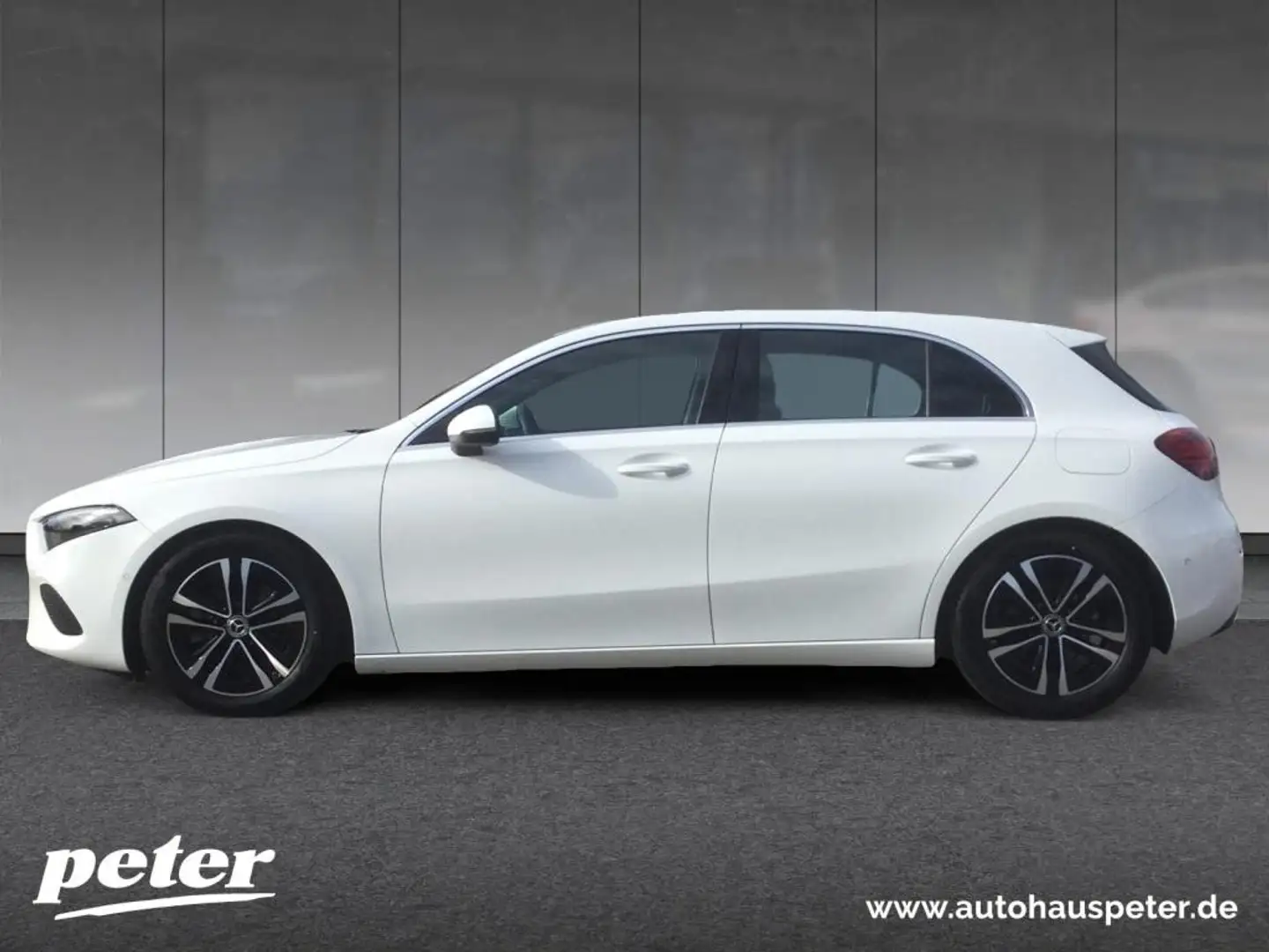 Mercedes-Benz A 220 4MATIC Kompaktlimousine Progressive, AHV Weiß - 2