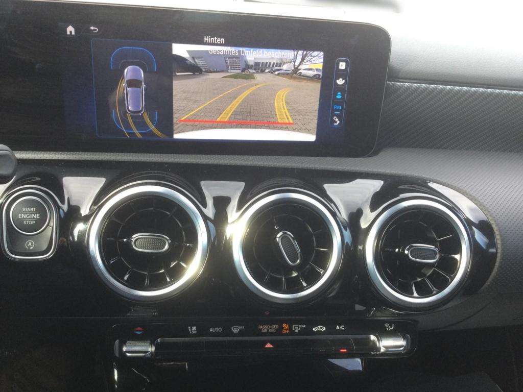 Mercedes-Benz A 220