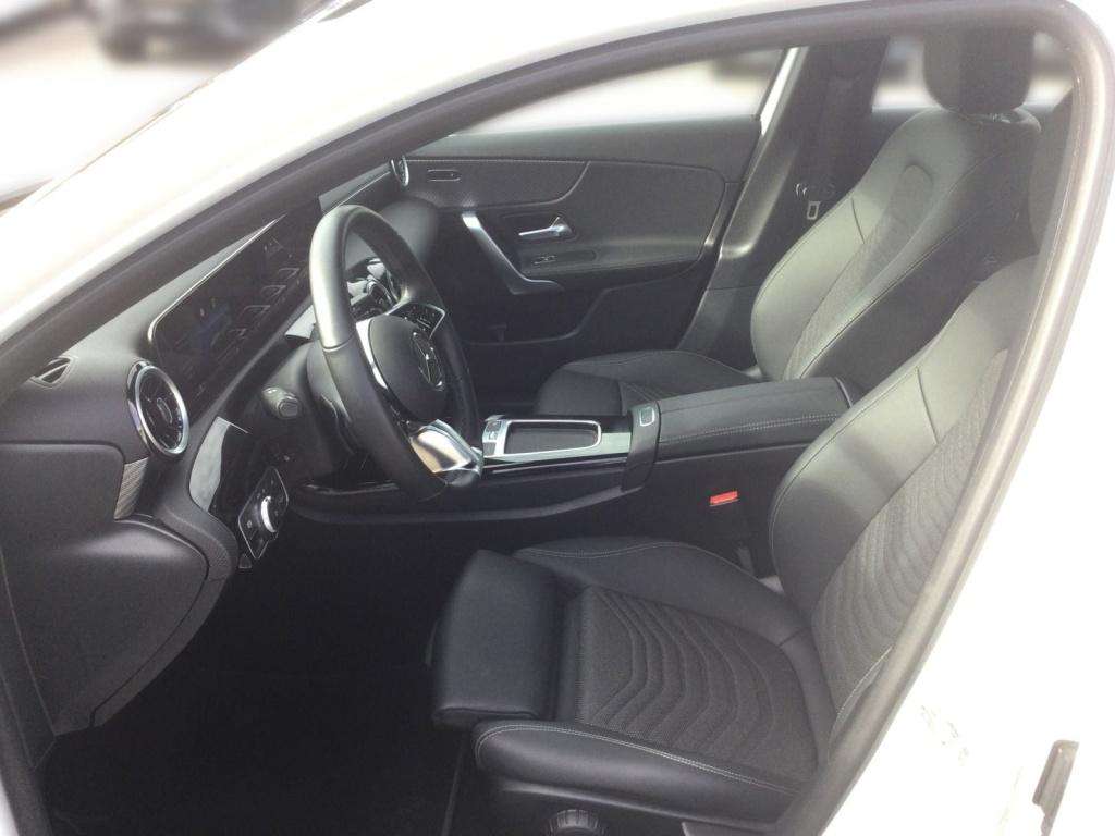 Mercedes-Benz A 220