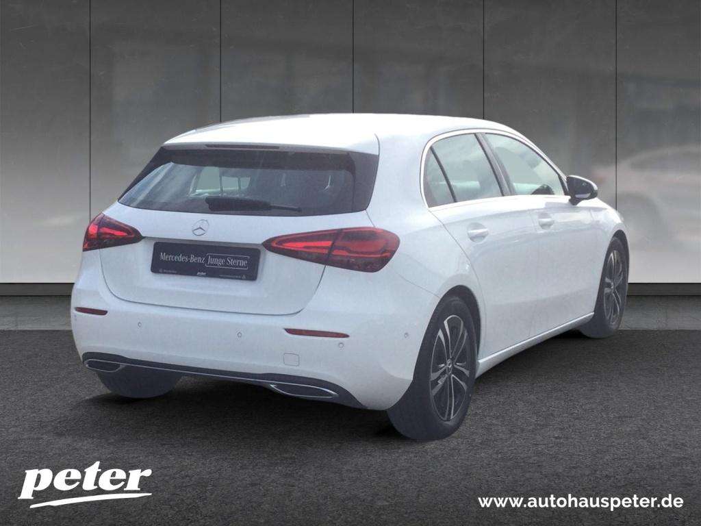 Mercedes-Benz A 220