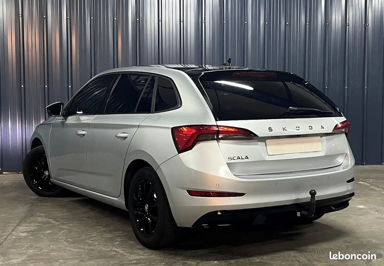 Skoda Scala 1.0 TSI 110ch DSG7 Garantie 1 An Carplay Caméra Sièges chauffants Gris - 2