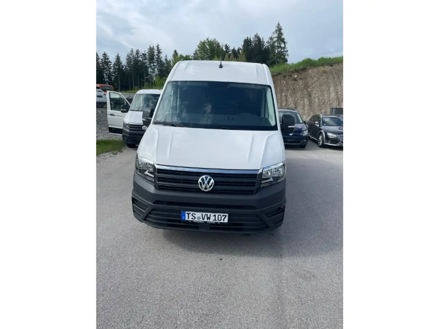 Volkswagen Crafter 35 Kasten 2,0 TDI MR Klima Radio AHK Anschlussgara bijela - 2