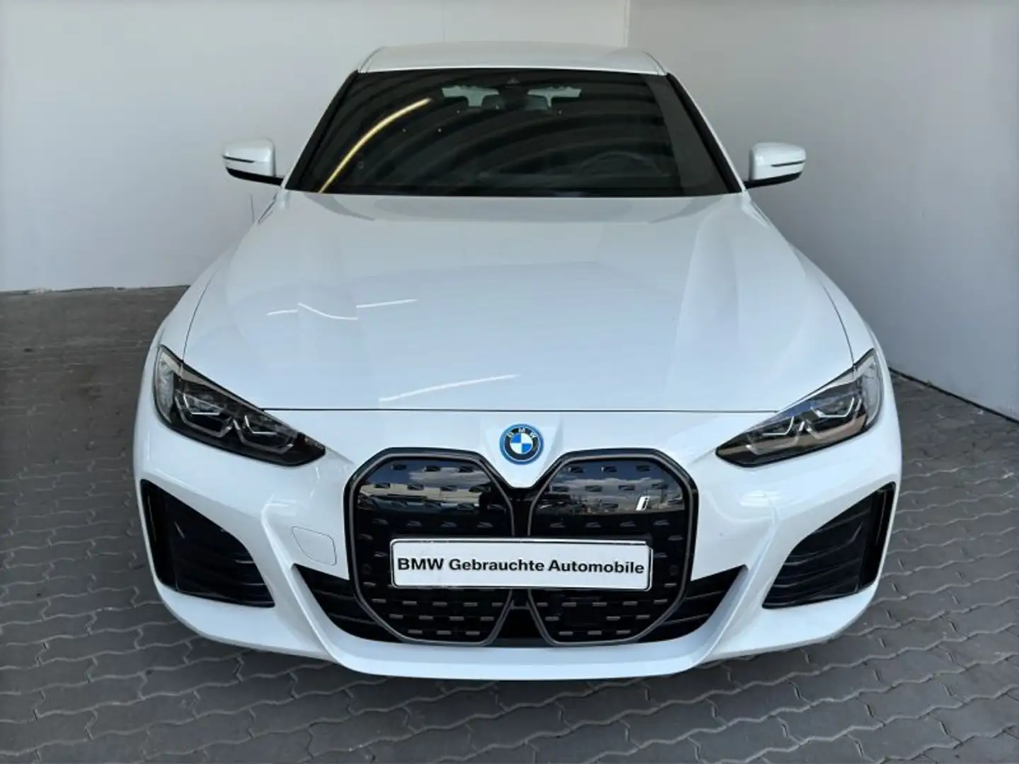 BMW i4 eDrive40 Gran Coupé M Sport Navi.LED.RFK.DAB Weiß - 2
