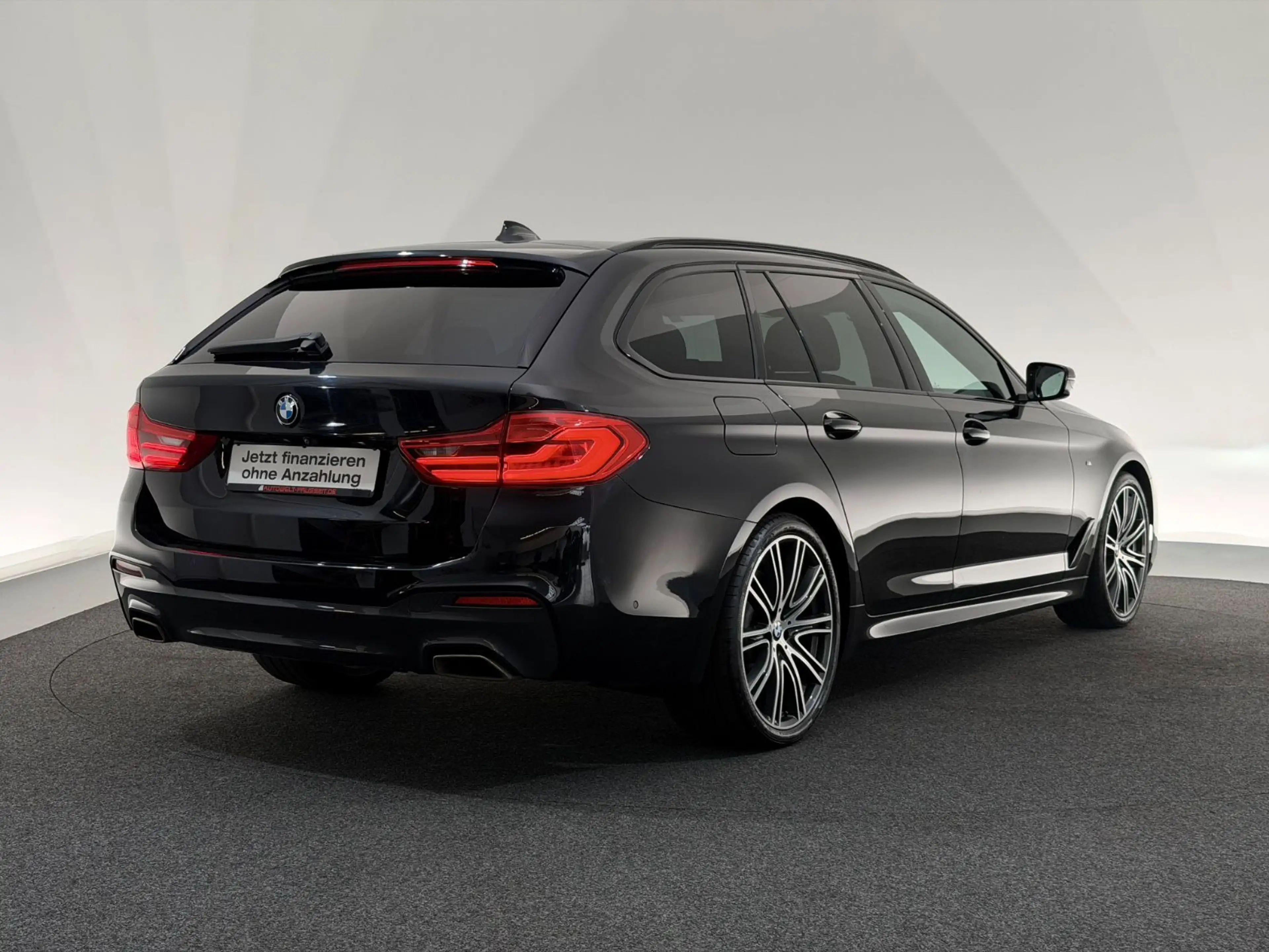 BMW 540 i Touring xDr*M SPORT*LED-R.KAM-HUD-SHZ-HiFi — photo 7