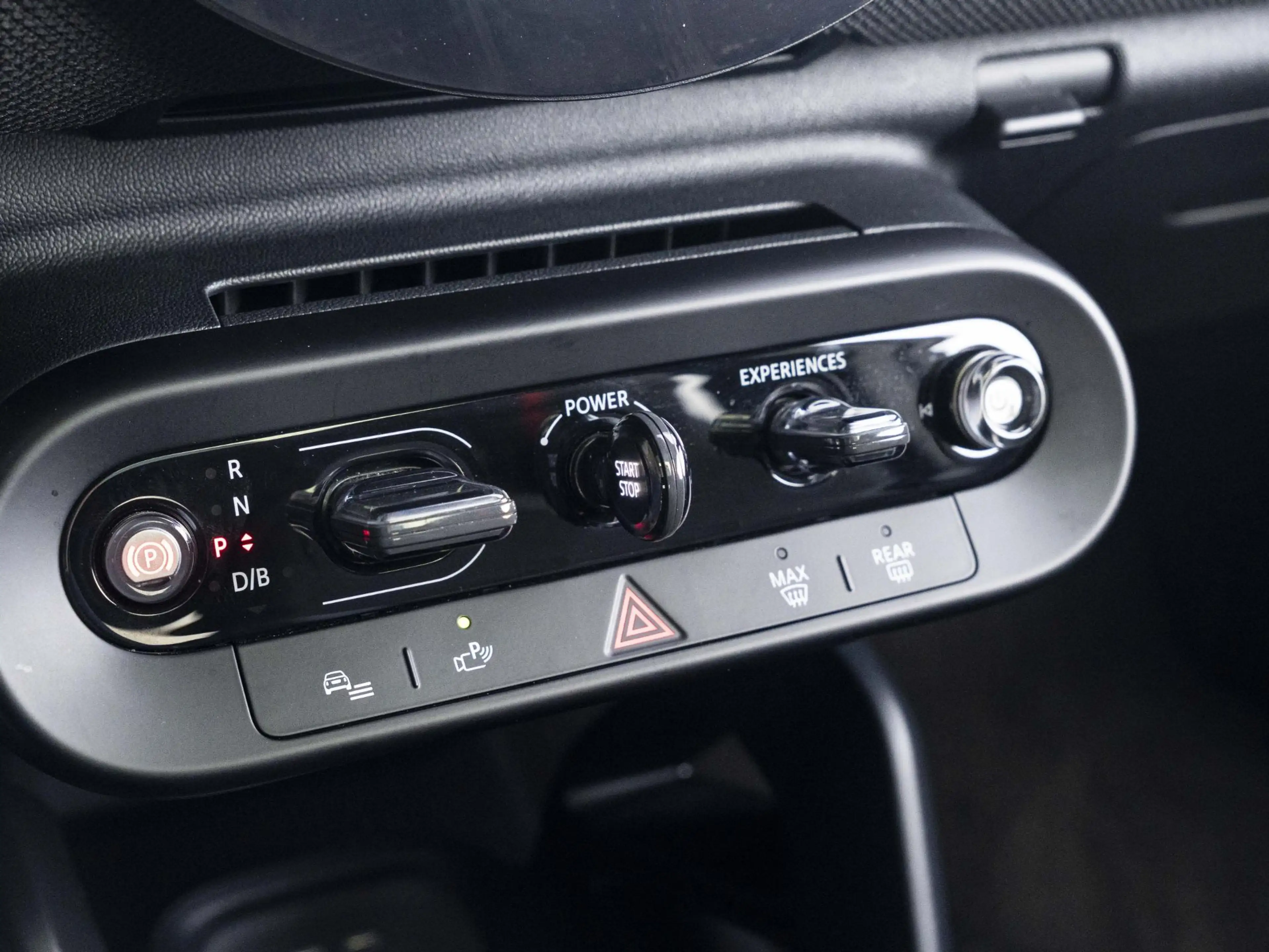 MINI Cooper SE 3-Deurs JCW | XL-pakket | HK | Adaptieve Cruise — photo 13