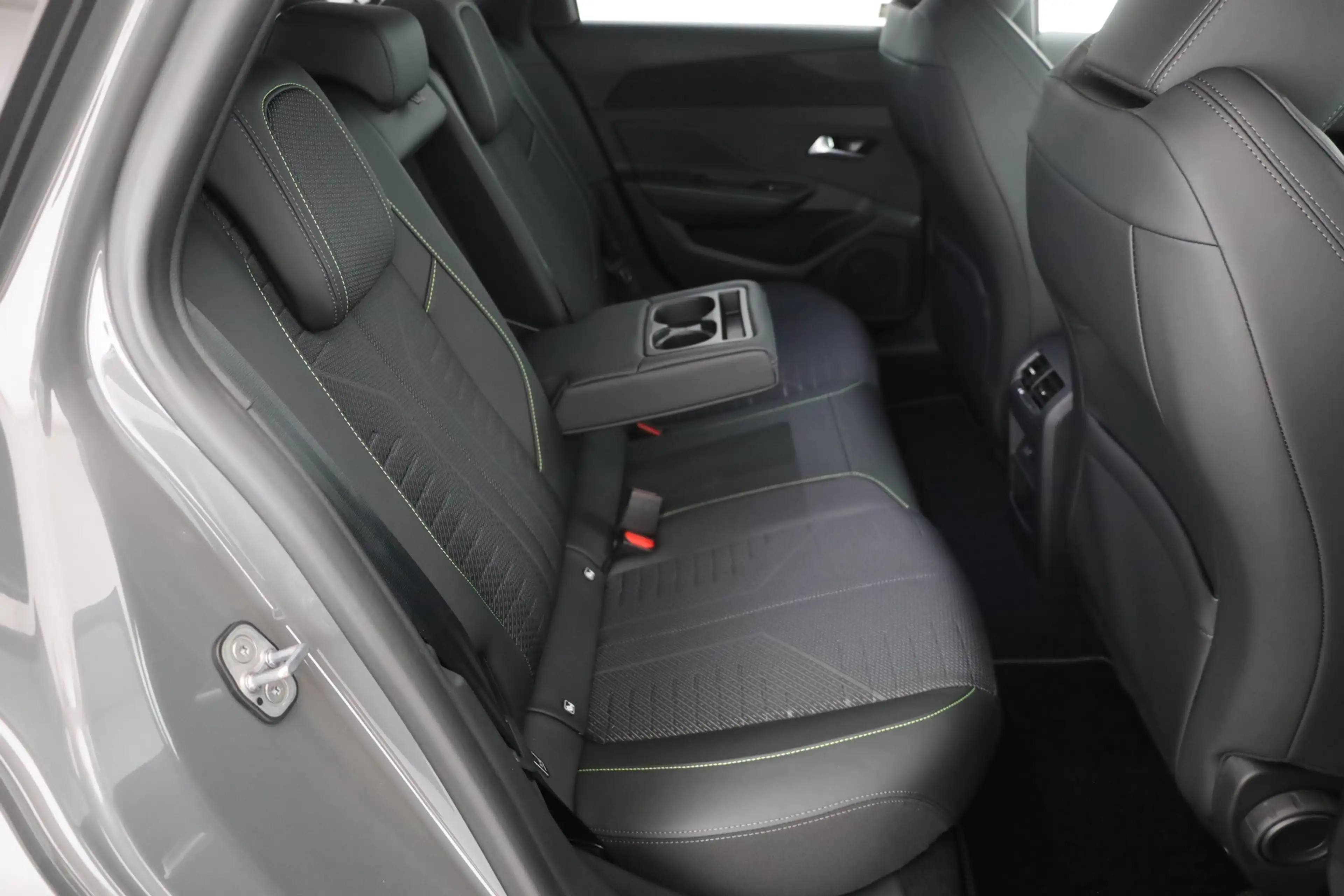 Peugeot 308 SW GT 1.5 Diesel 130 Matrix ACC Navi Kamera — photo 24
