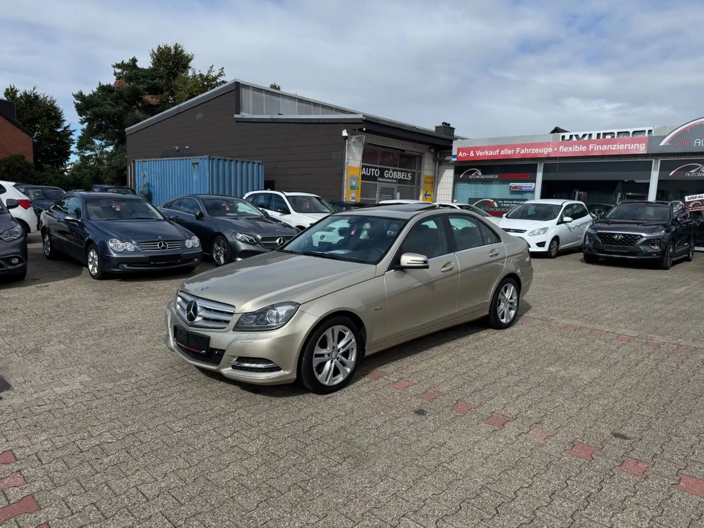 Mercedes-Benz C 350 CGI BE 4-Matic Unikat DE-Fahrzeug! Beige - 1