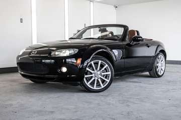 Cabriolet 2 portes, boîte manuelle, GX