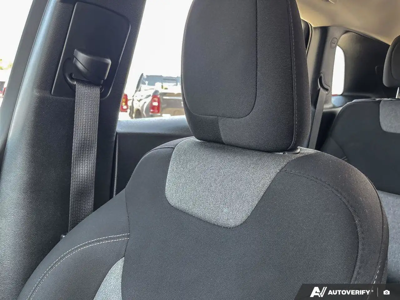 Jeep Cherokee photo Jeep Cherokee