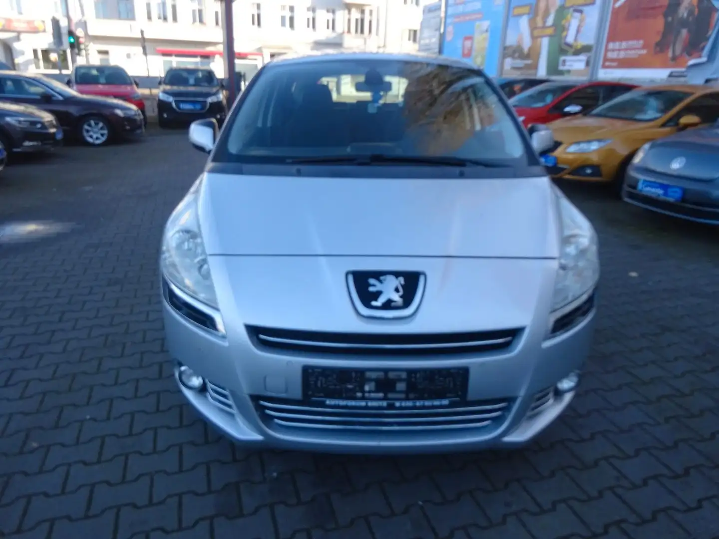 Peugeot 5008 1.6 120 VTi Plateado - 2