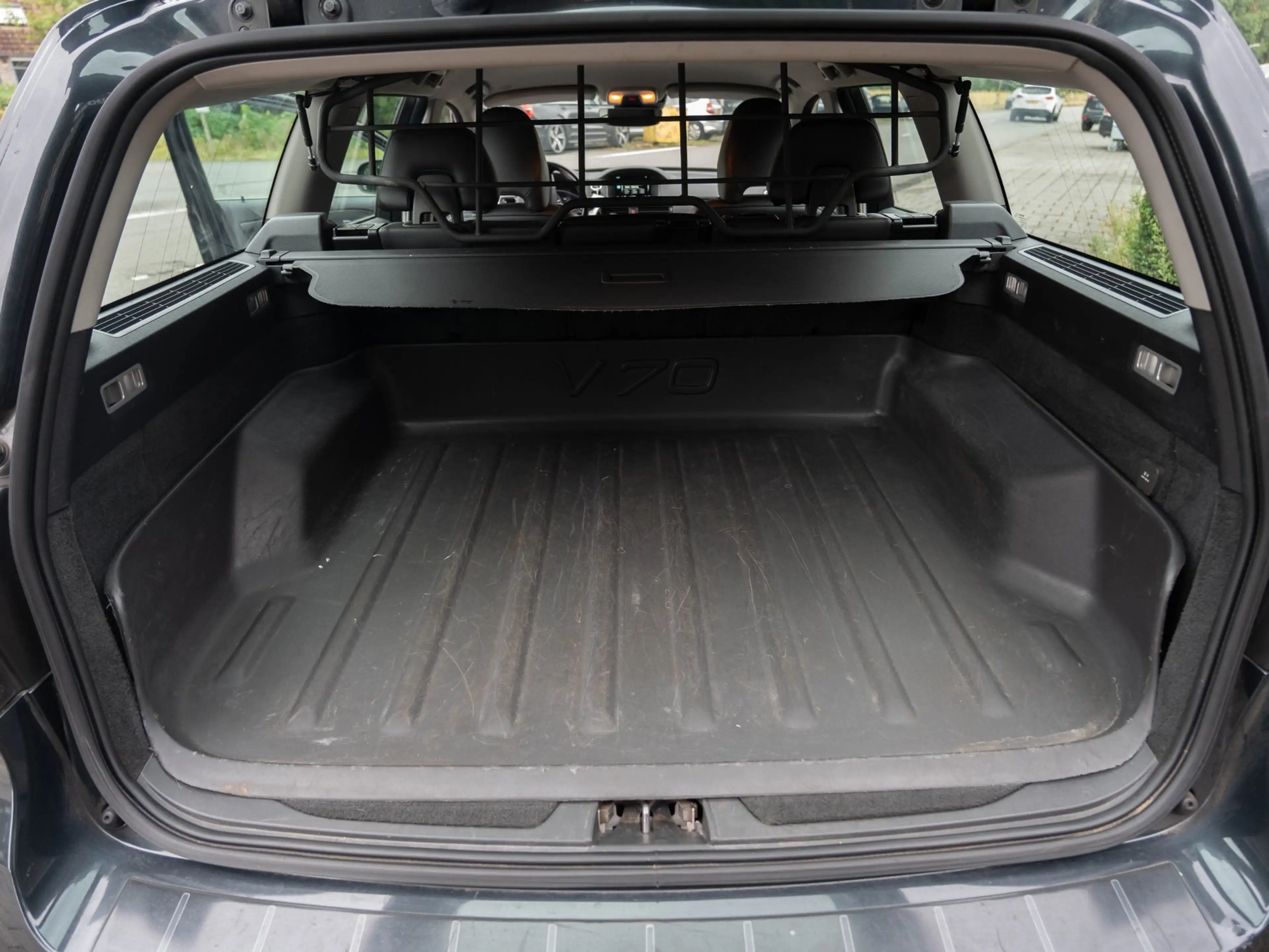 Volvo V70 1.6 T4 Momentum | AUTOMAAT | STOELVERWARMING | LED — photo 9