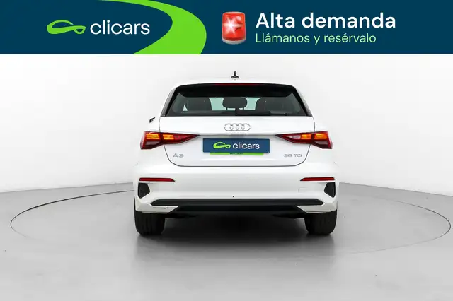 Audi A3 view 4