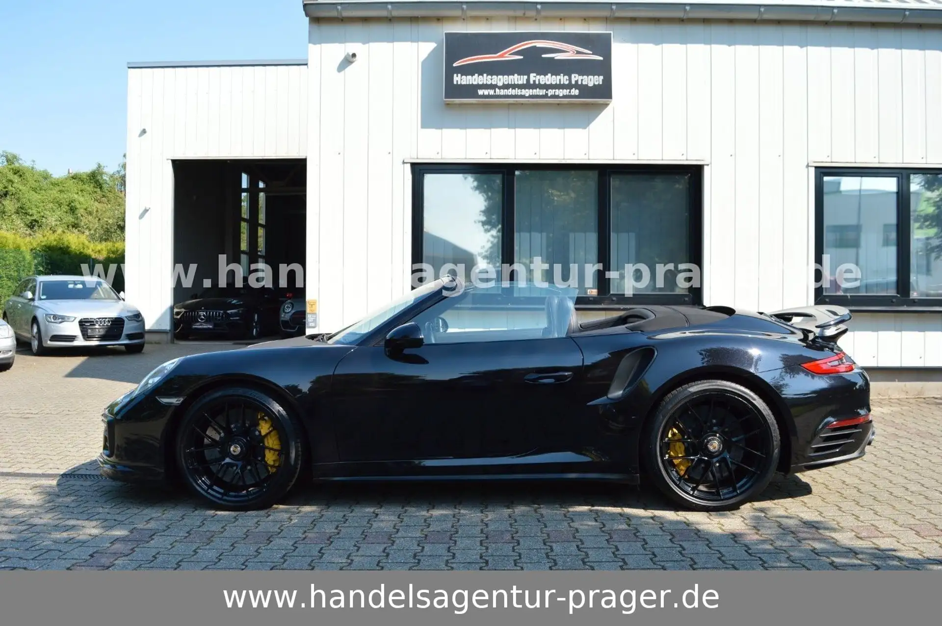 포르쉐 Porsche 911 911 Turbo S Cabriolet 2017 검정 사진 5