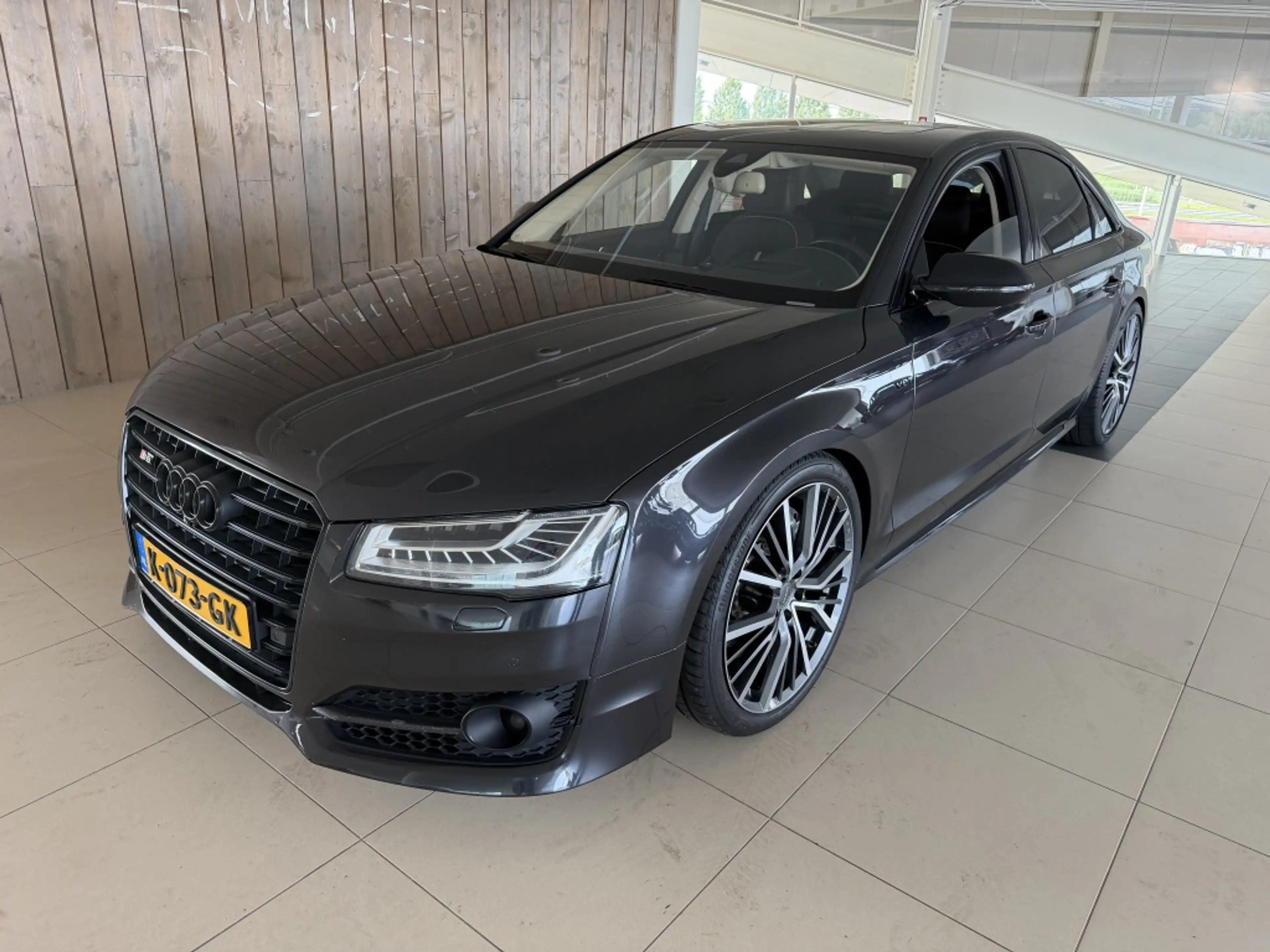 Audi S8 4.0 TFSI S8 pl q PL+