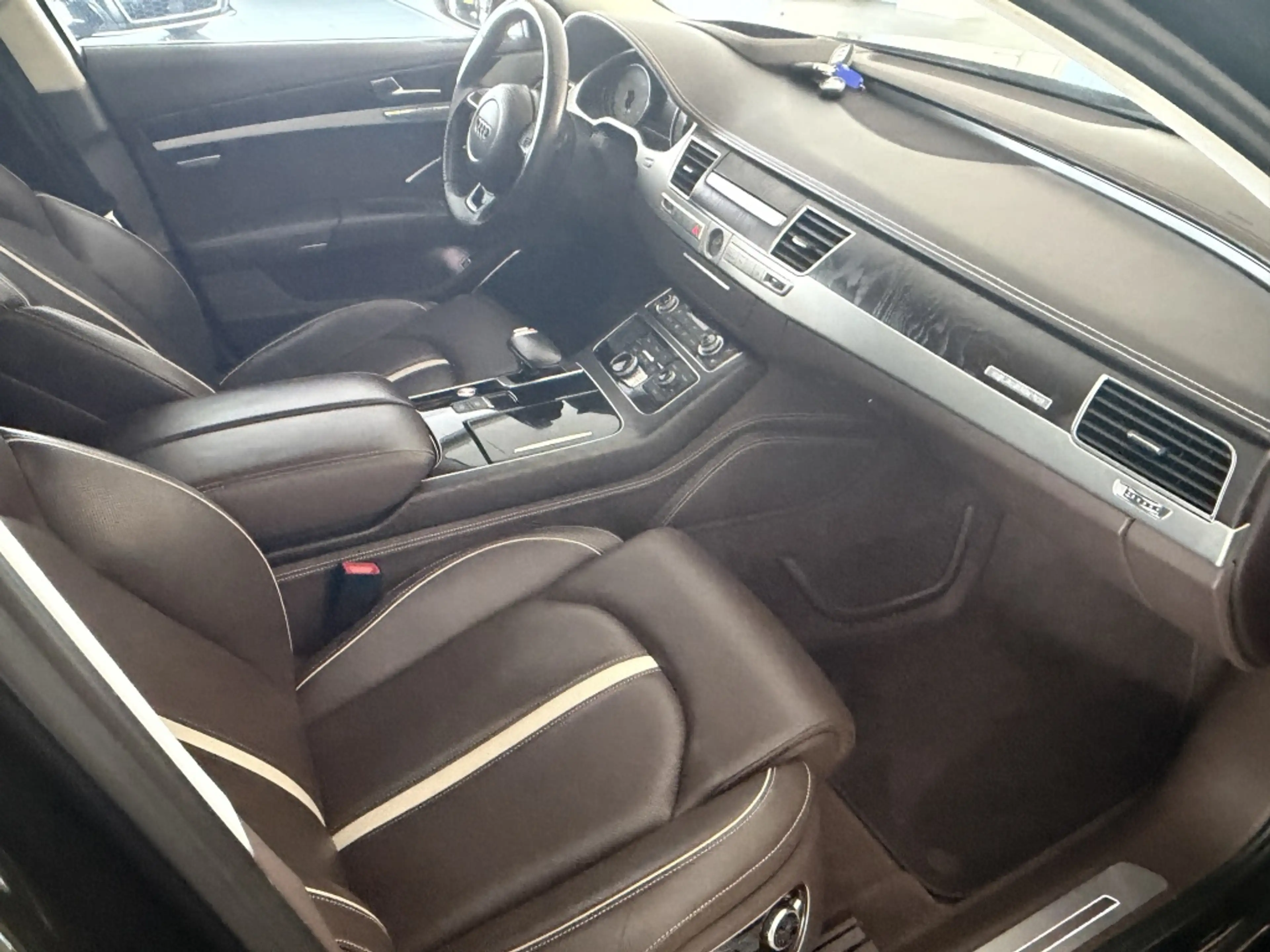 Audi S8 4.0 TFSI S8 pl q PL+ — photo 6