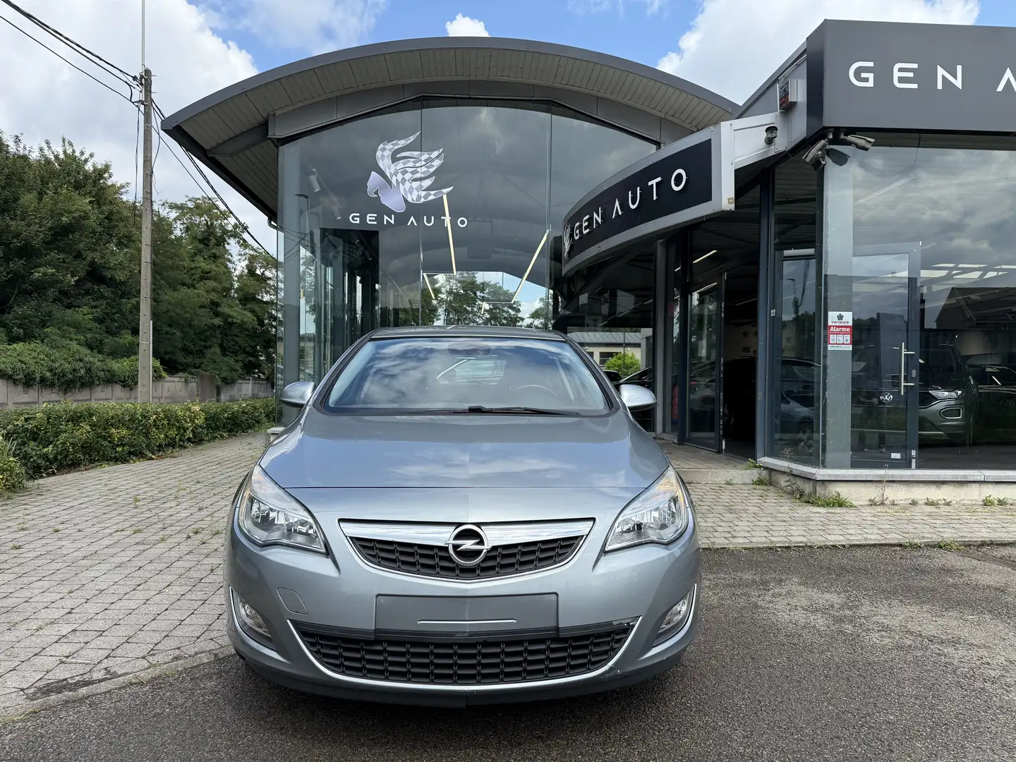 Opel Astra 1.4i Sport Park Assist Airco Cruise Control Gris - 2