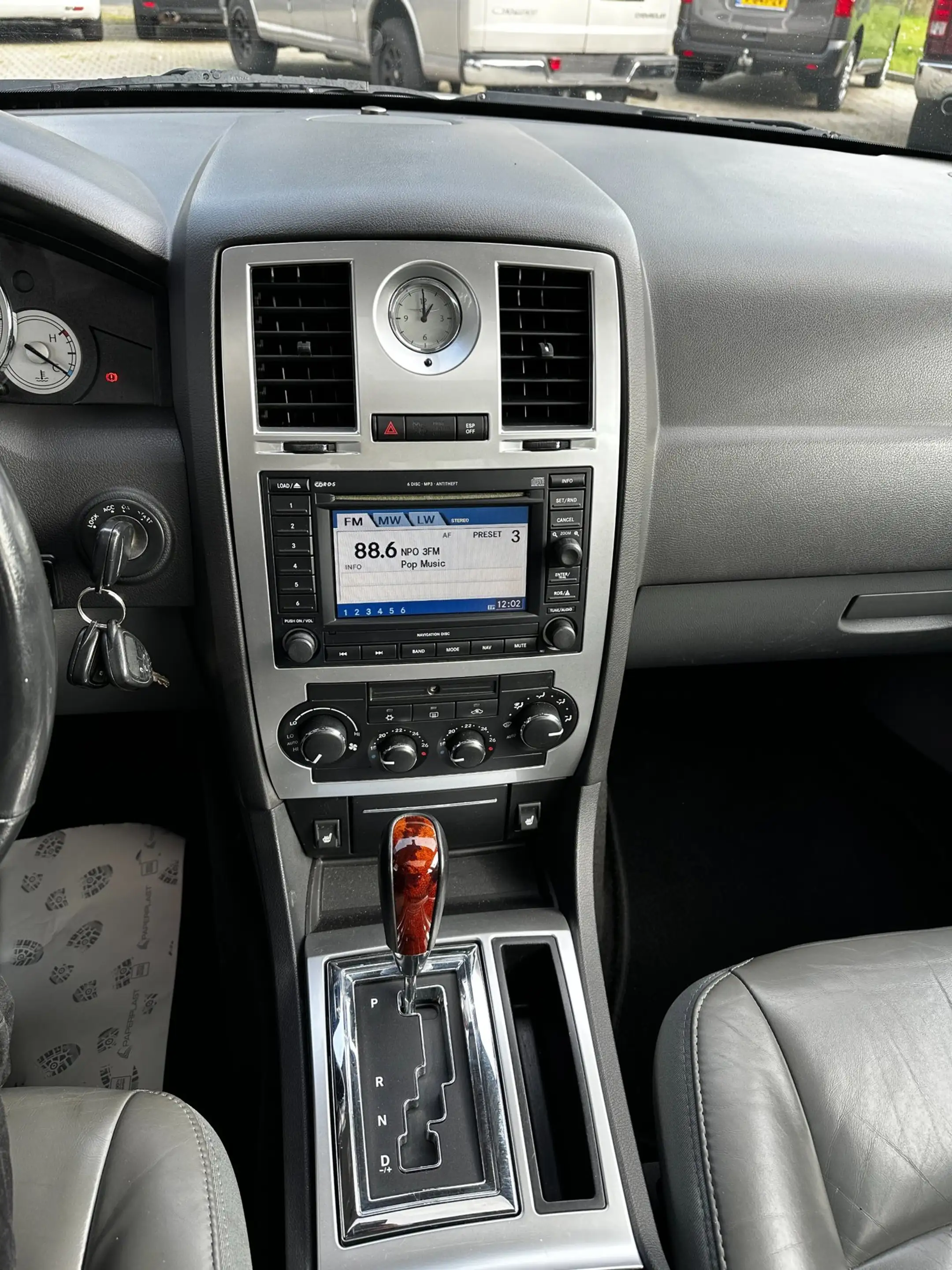 Chrysler 300C 5.7 V8 HEMI / Clima / Navi / Leder / Trekhaak / Me — photo 12