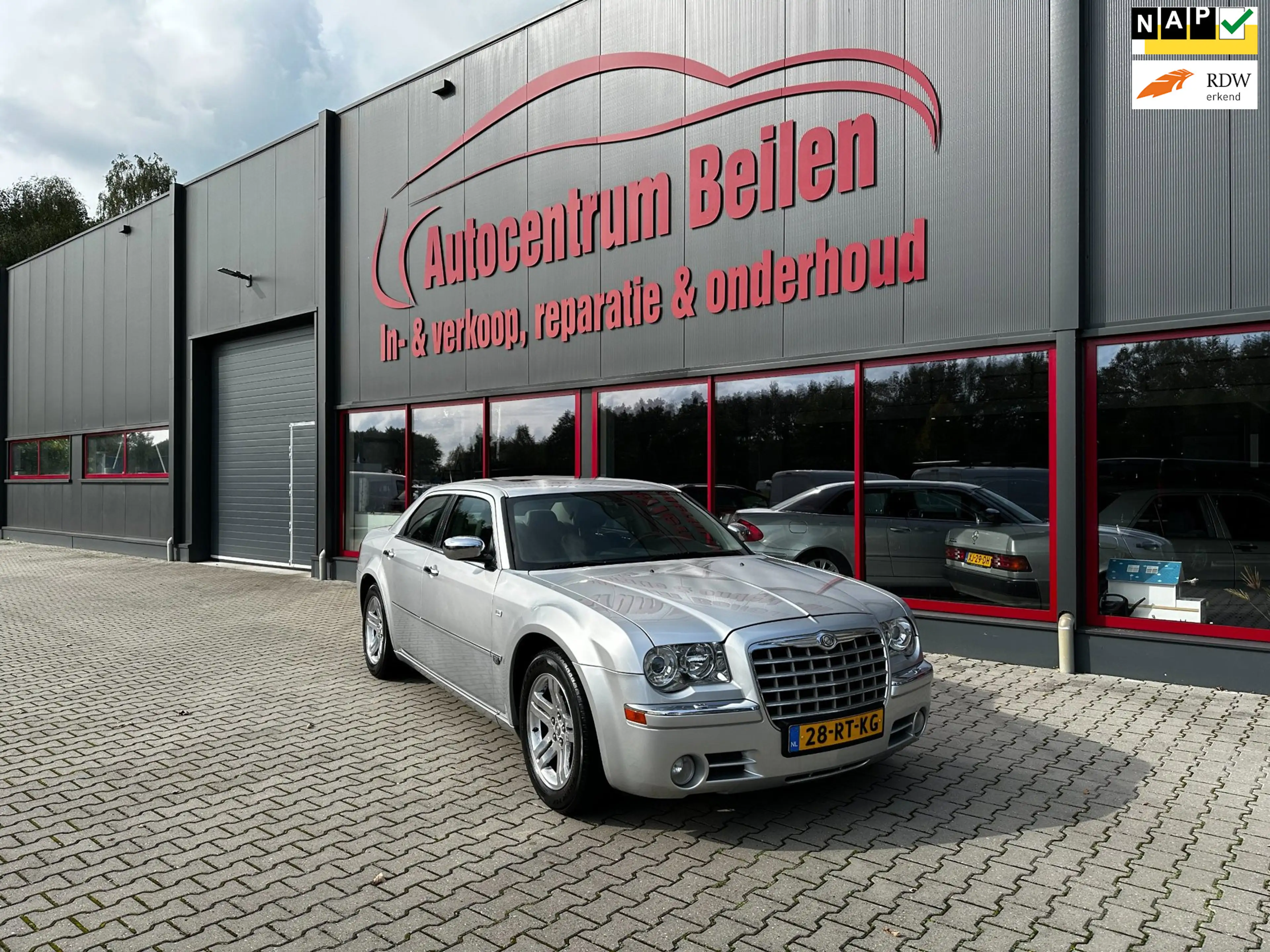 Chrysler 300C 5.7 V8 HEMI / Clima / Navi / Leder / Trekhaak / Me