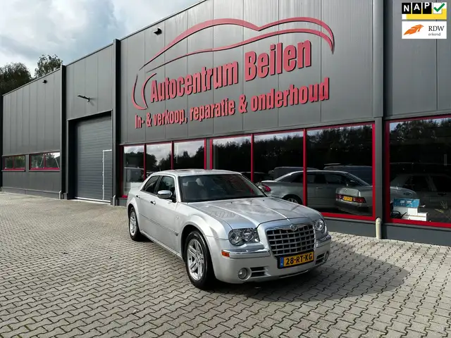 Chrysler 300C 5.7 V8 HEMI / Clima / Navi / Leder / Trekhaak / Me