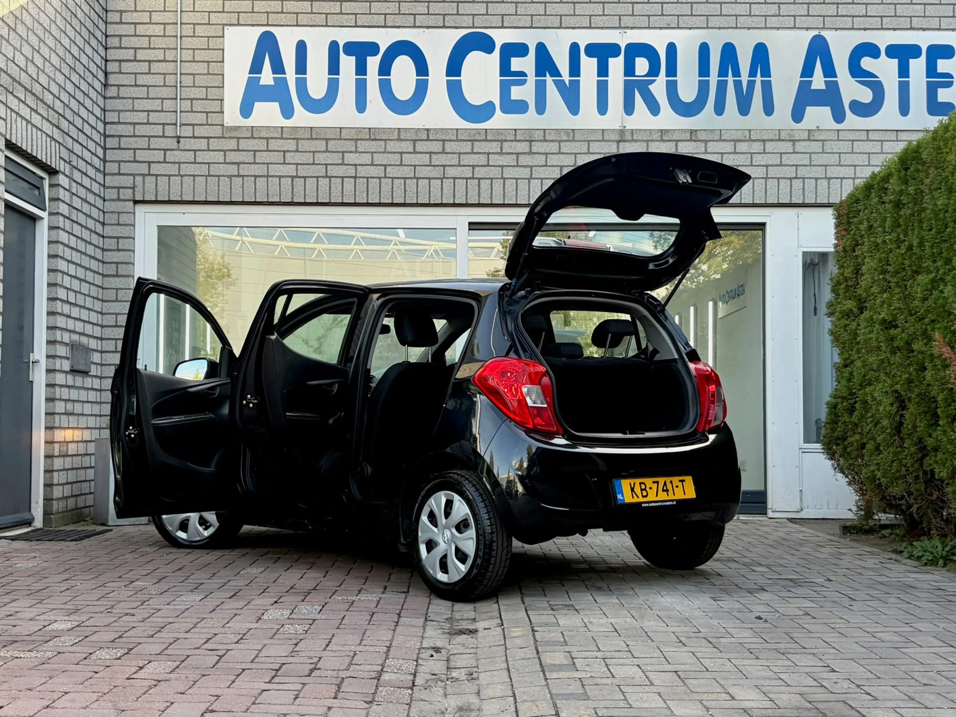 Opel Karl 1.0 ecoFLEX Edition Dealer onderhouden — photo 3