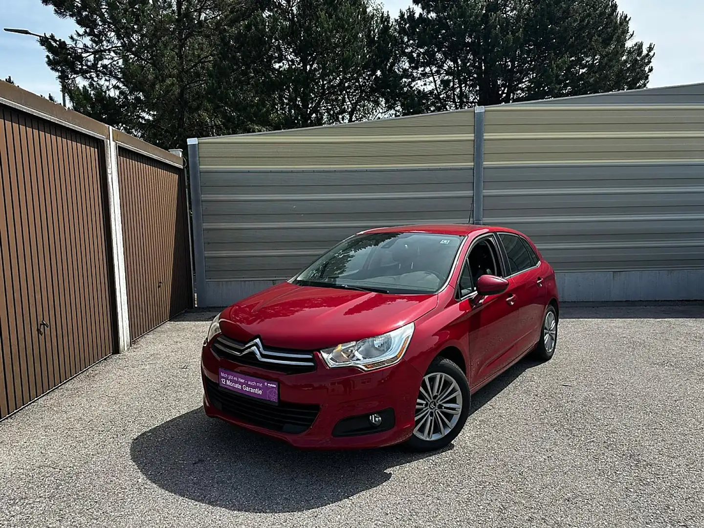 Citroen C4 1,6 e-HDi 110 Airdream EGS6 Jubiläums Collection Rot - 2