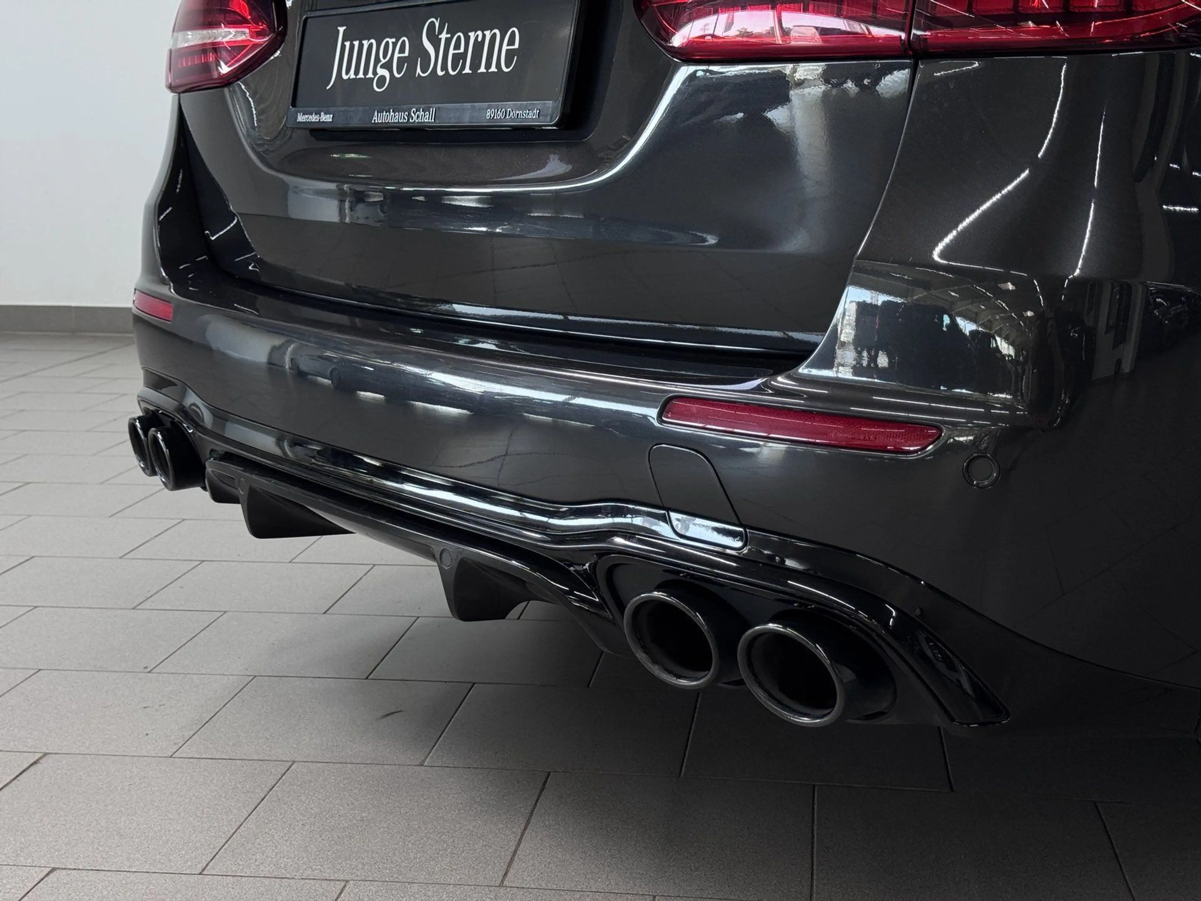Mercedes-Benz E 53 AMG E 53 T 4M AMG NIGHT+DISTR+AHK+SHD+MEMO+360°+20" — photo 8