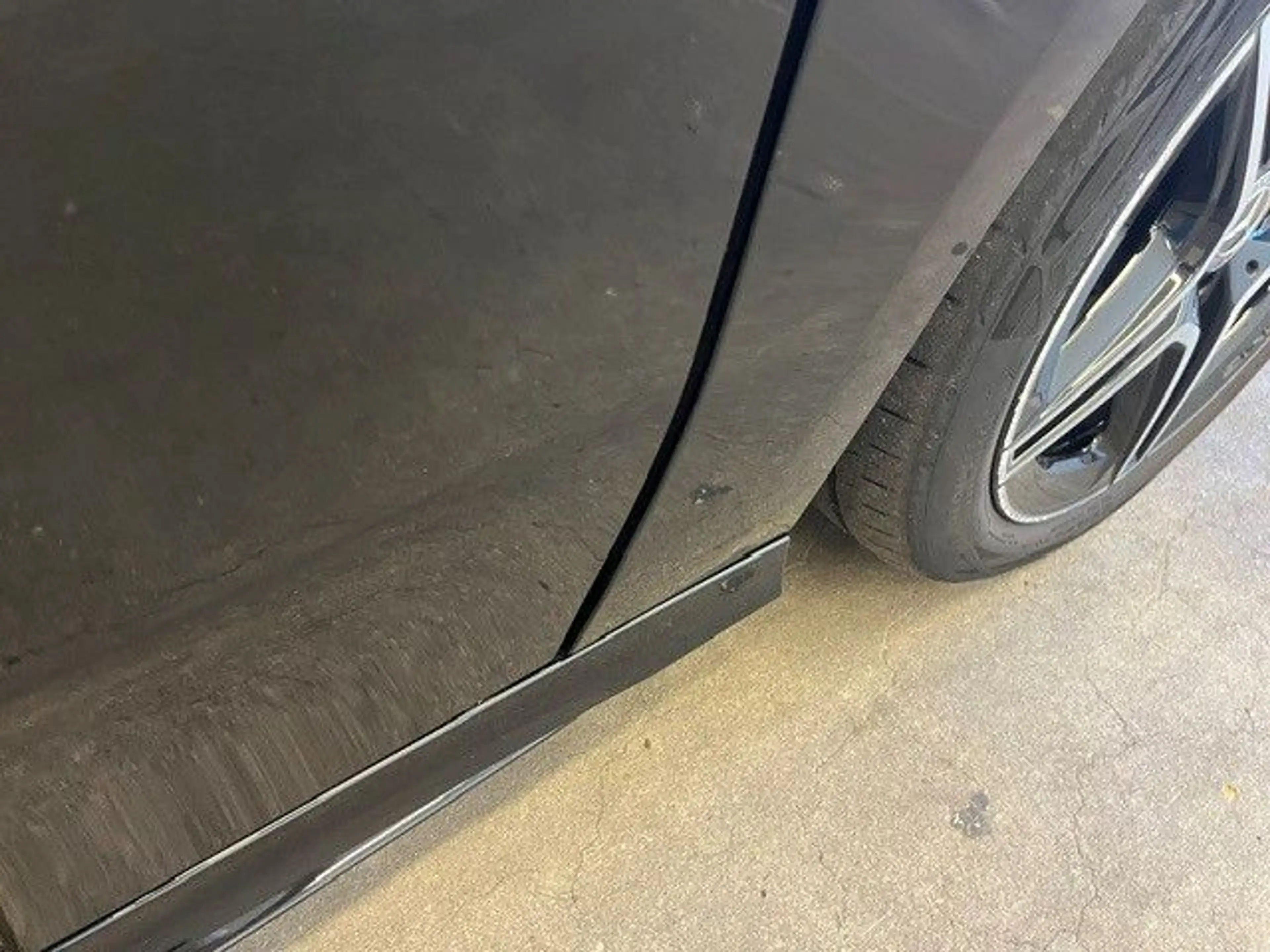 Mercedes-Benz A 250 e AMG-Line Panorama Distronic Keyless Go — photo 12