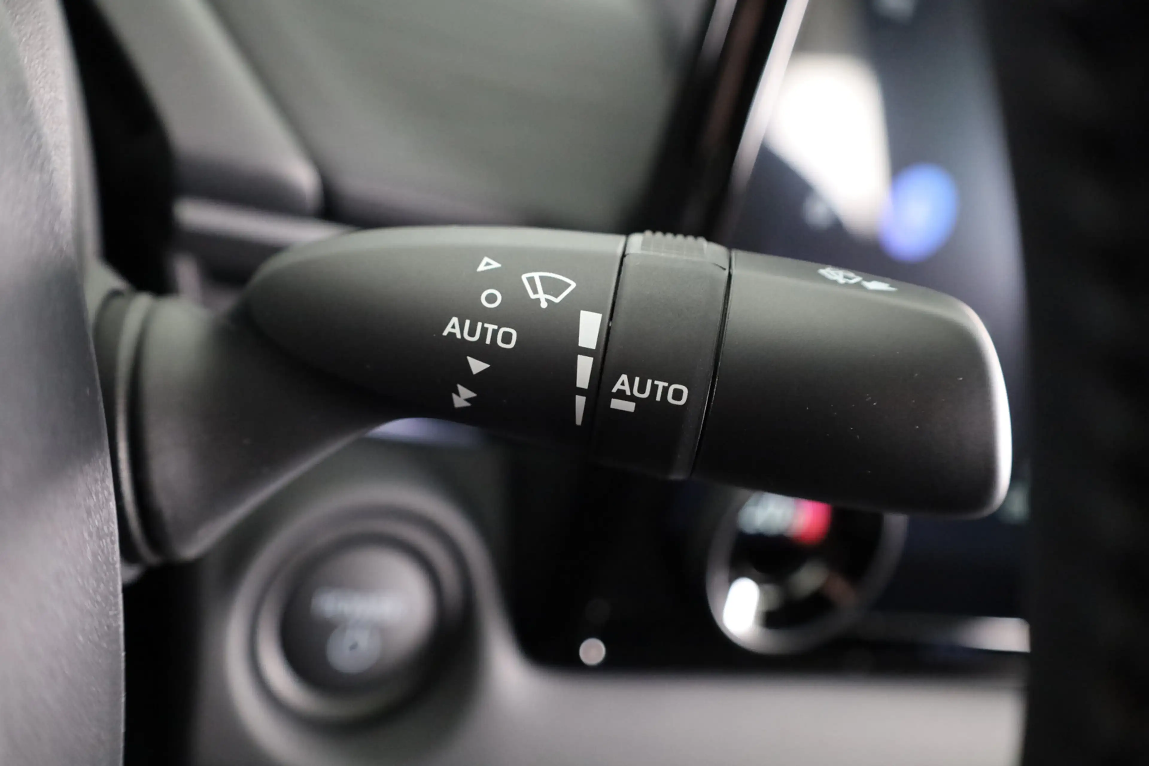 Toyota C-HR+ First Edition 77 kWh *EV-Deal* € 4.000,- voordeel — photo 7