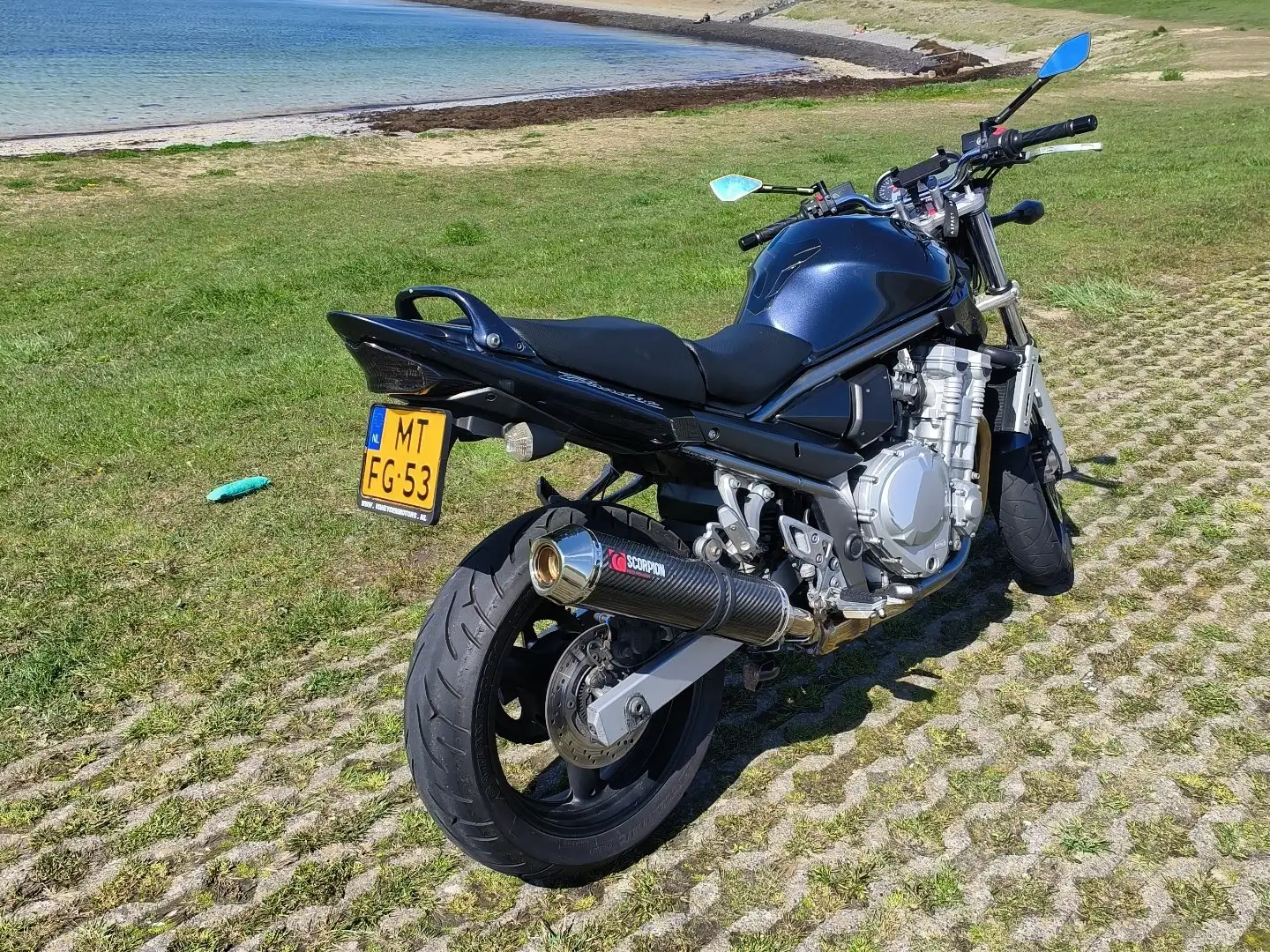 Suzuki Bandit 650 Modrá - 2