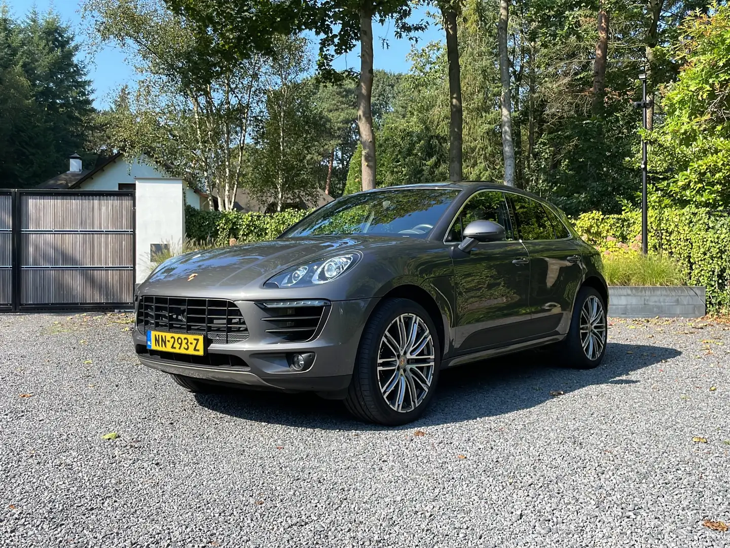 Porsche Macan 3.0 S *PANO*340PK*PDK*PDC*ADAPTIVE CRUISECONTROL*N Grijs - 1