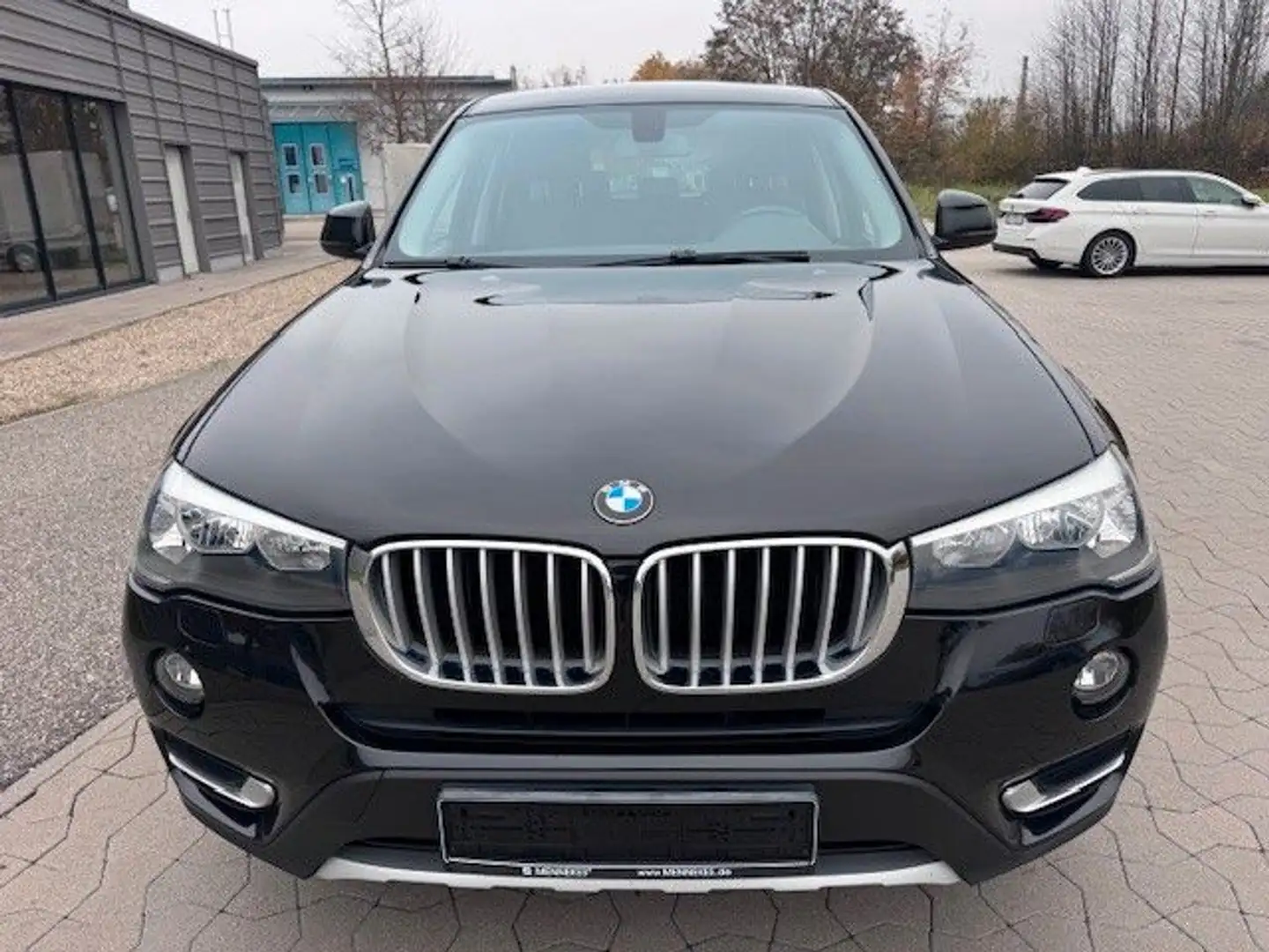 BMW X3 xDrive 28 i X-Line Panorama Standheiz. 1.Hand Schwarz - 2