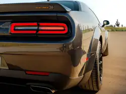 Dodge Challenger 2022 — фото 8