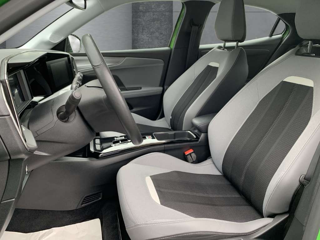 Opel Mokka E