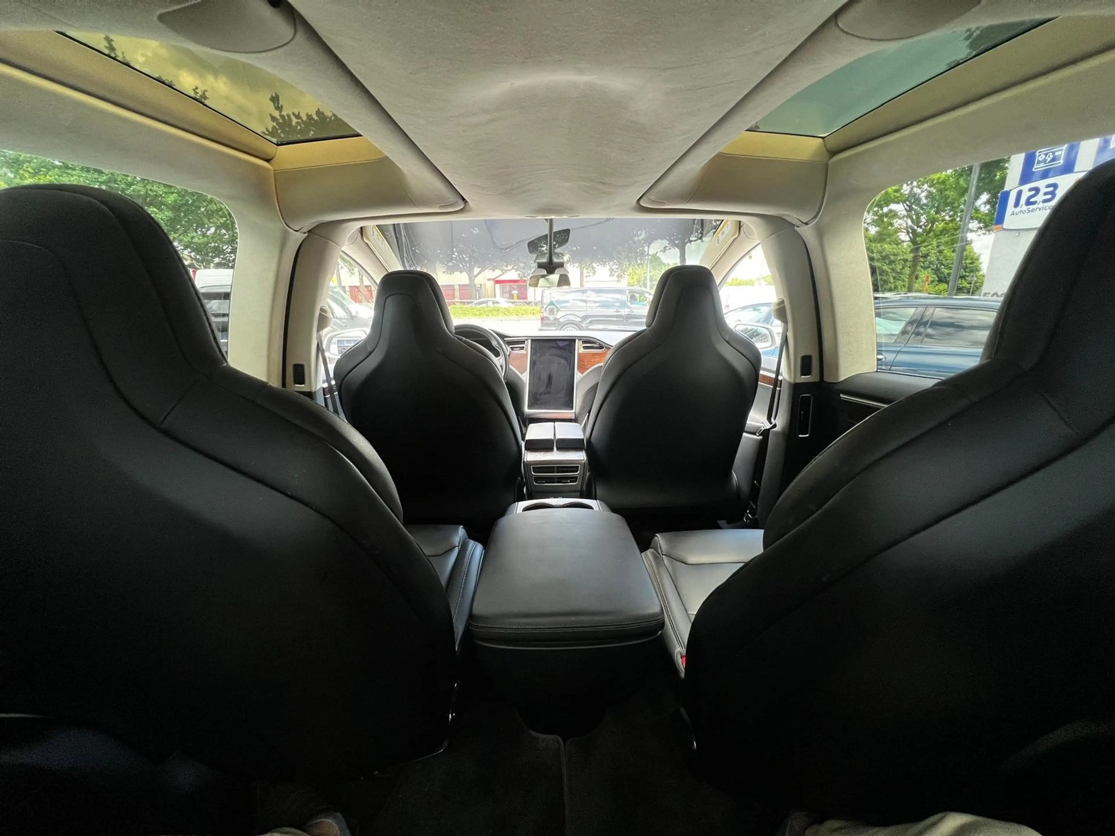 Tesla Model X 100D Dual Motor 6p. AWD|Attache-remorque Autopilot — photo 13