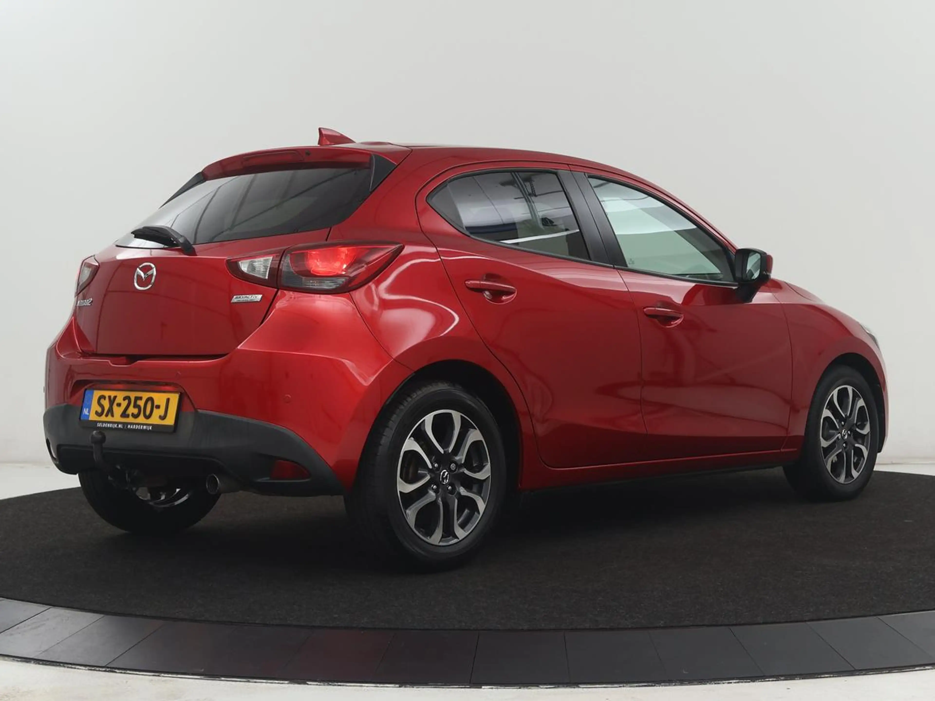 Mazda 2 1.5 Skyactiv-G GT-M | Trekhaak | Park assist | | T — photo 29