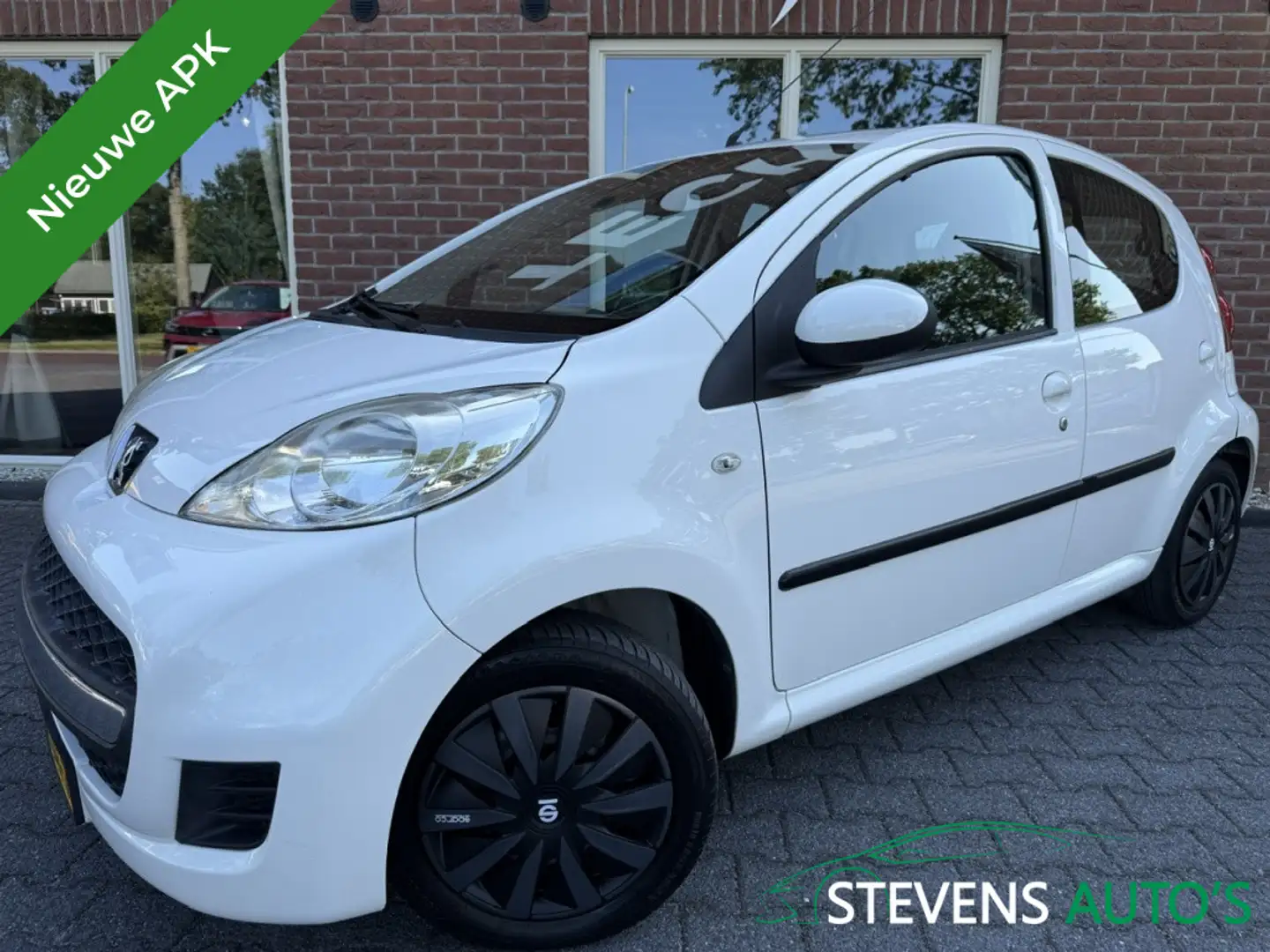 Peugeot 107 1.0-12V XS NIEUWE APK / KOUDE AIRCO / ELEK.RAMEN / Weiß - 1