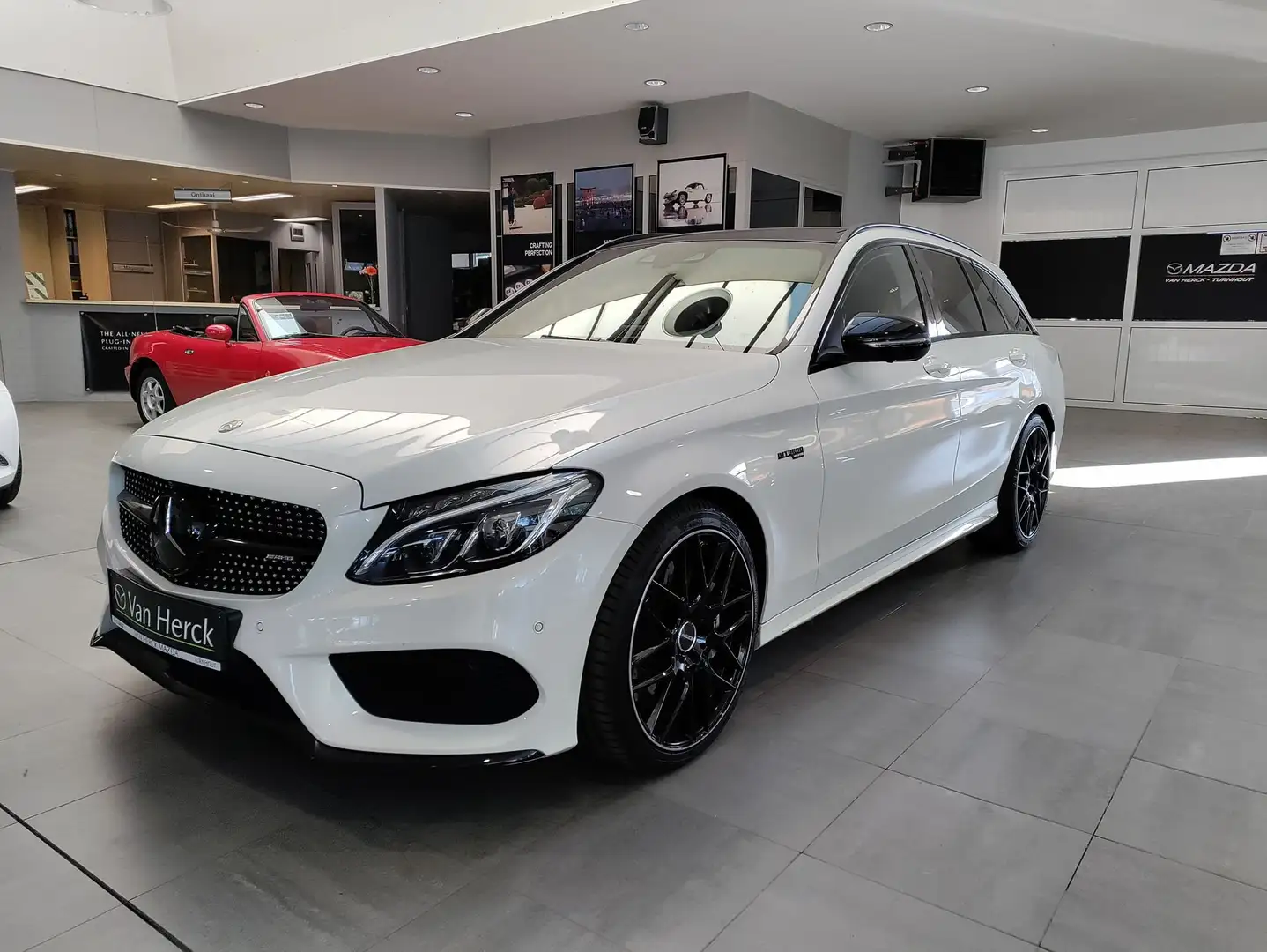 Mercedes-Benz C 43 AMG 4 MATIC - 1