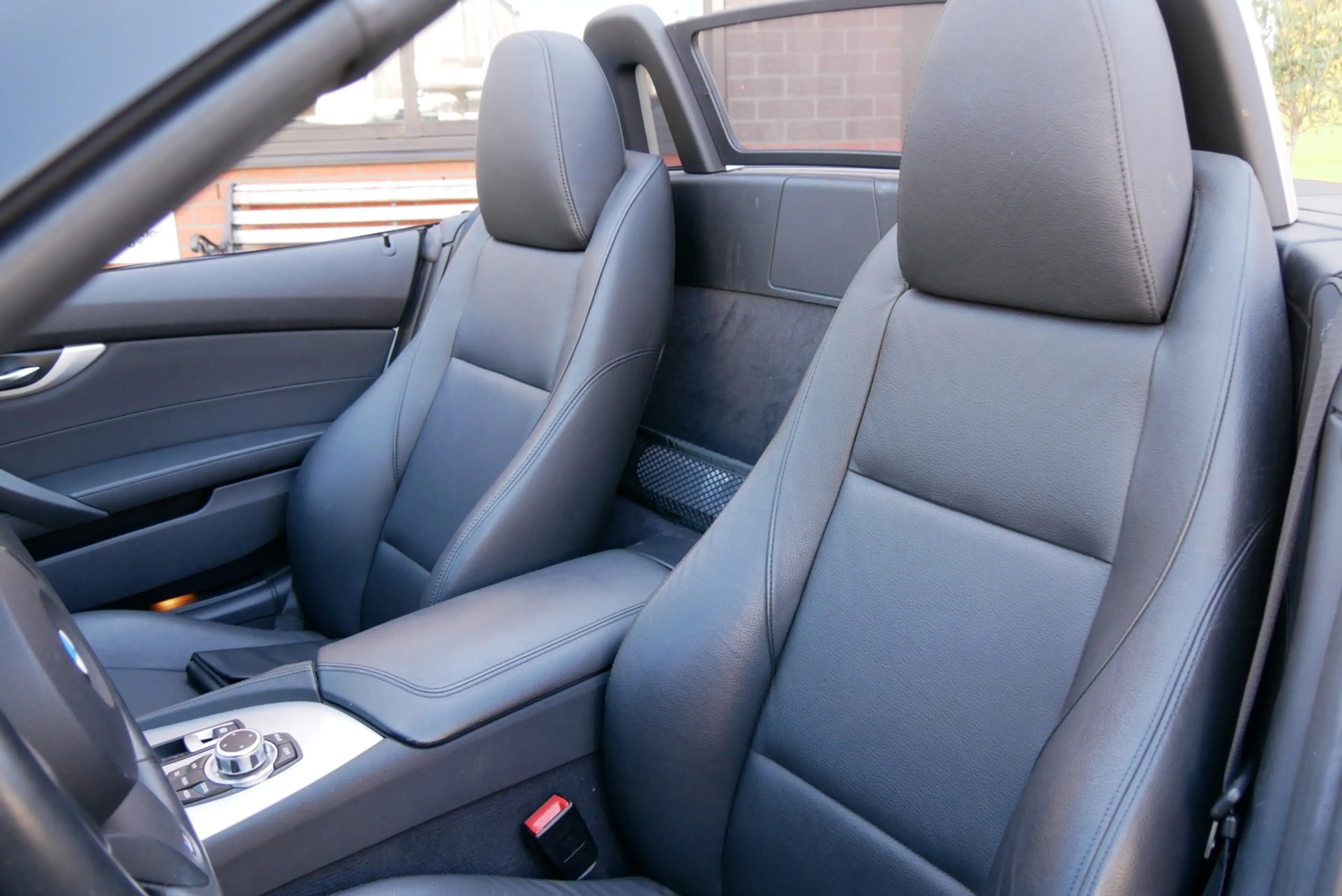 BMW Z4 Roadster SDrive18i. m-sport. leder. stoelverwarmin — photo 11