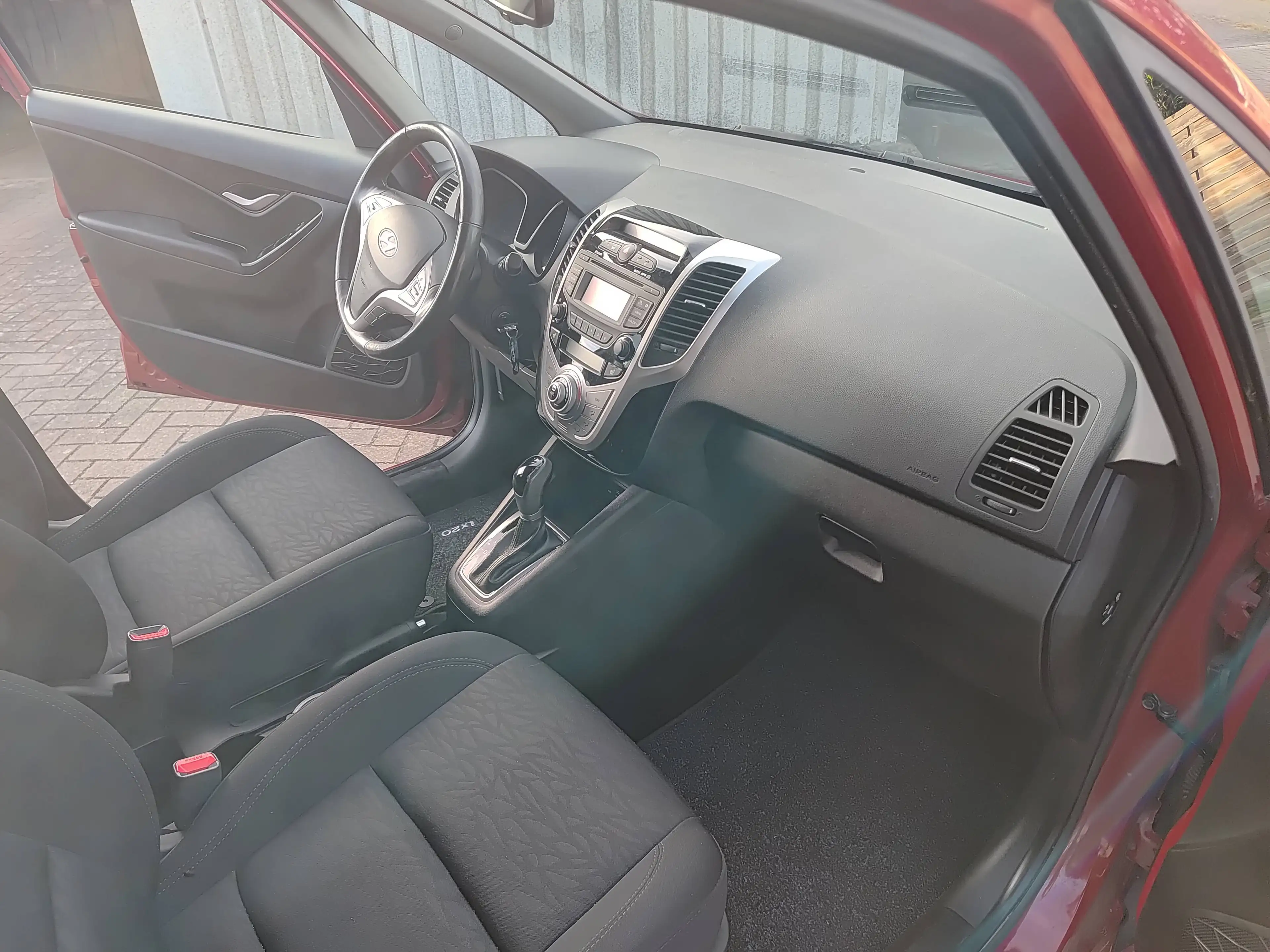 Hyundai iX20 ix20 1.6 Automatik Comfort — photo 15