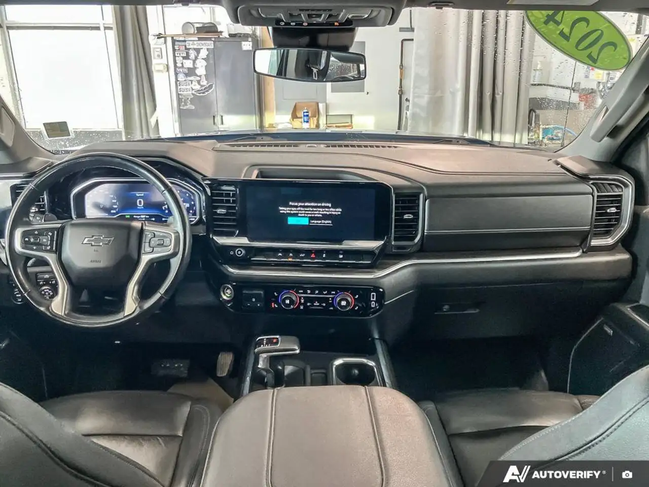 Chevrolet Silverado 1500 снимка Chevrolet Silverado 1500