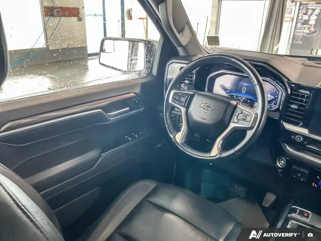 Chevrolet Silverado 1500 снимка Chevrolet Silverado 1500