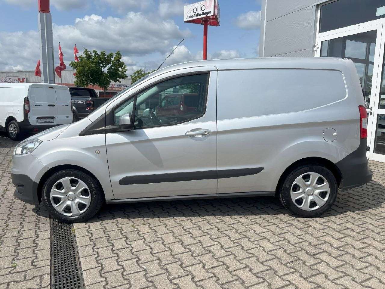 Ford Transit Courier