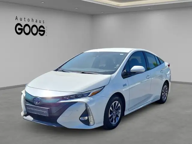 Toyota Prius Plug-in Hybrid Executive HUD Navi Soundsystem JBL