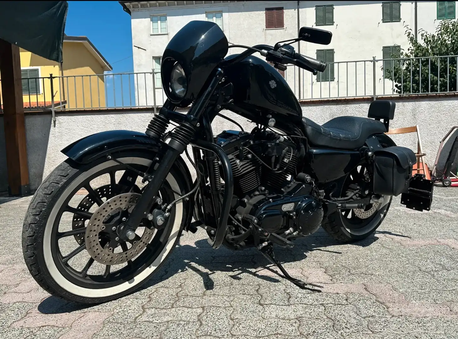 Harley-Davidson Sportster XL 883 Negro - 1