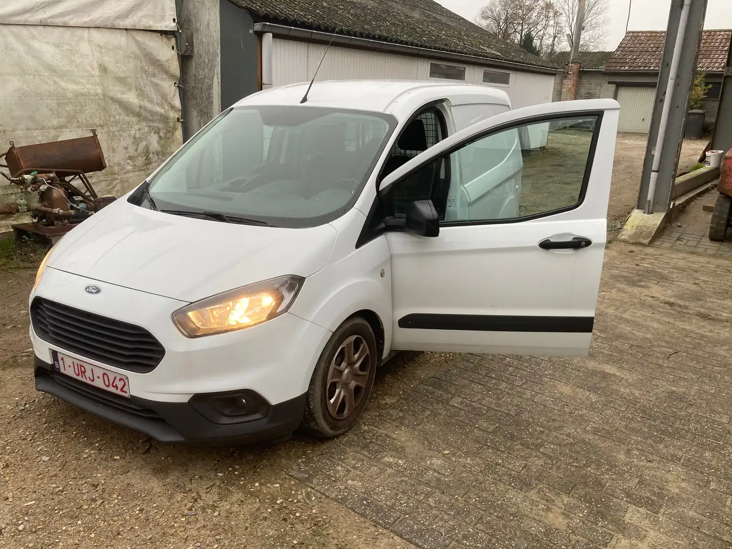 Ford Transit Courier Transit Courier Blanc - 2