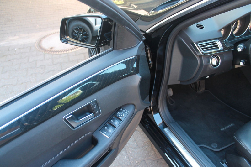 Mercedes-Benz E 350 T BlueTec Avantg.*Aut.*LED*Comand*AHK*19" — photo 8