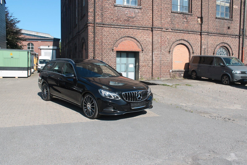 Mercedes-Benz E 350 T BlueTec Avantg.*Aut.*LED*Comand*AHK*19" — photo 4
