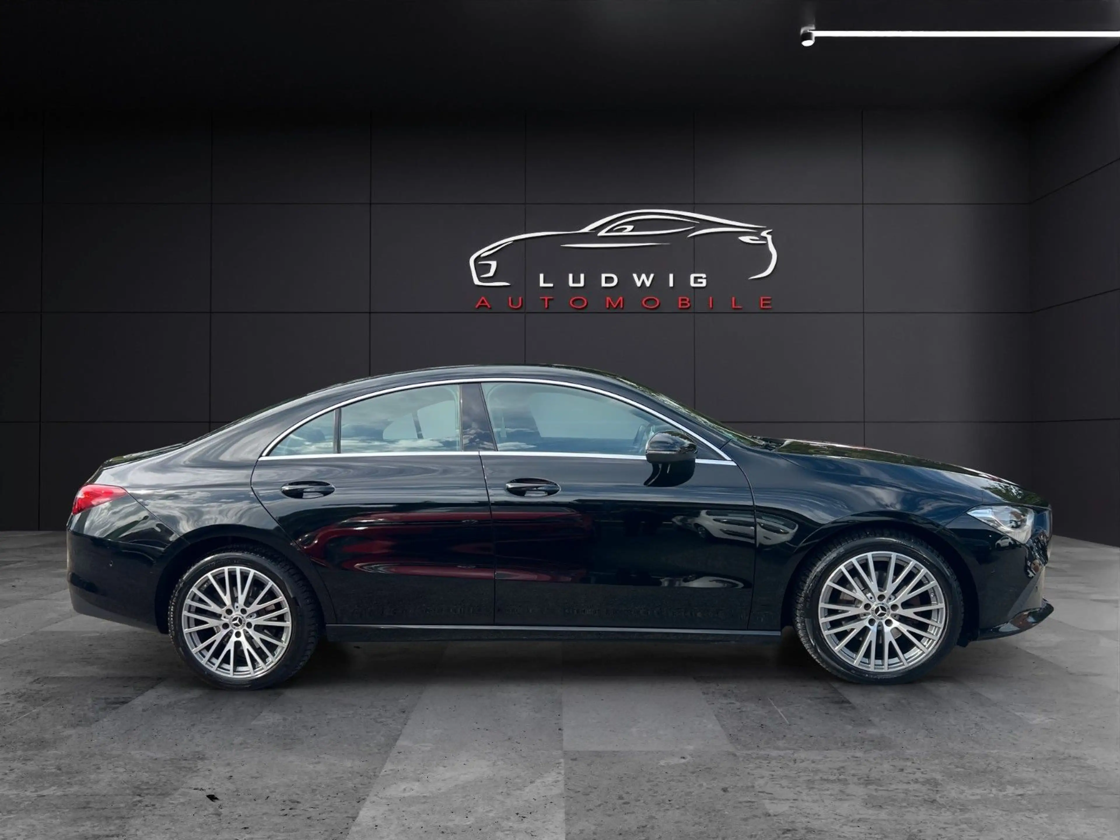 Mercedes-Benz CLA 200 CLA CLA 200 d / LIMO / AUTOMATIK / TOP — photo 8