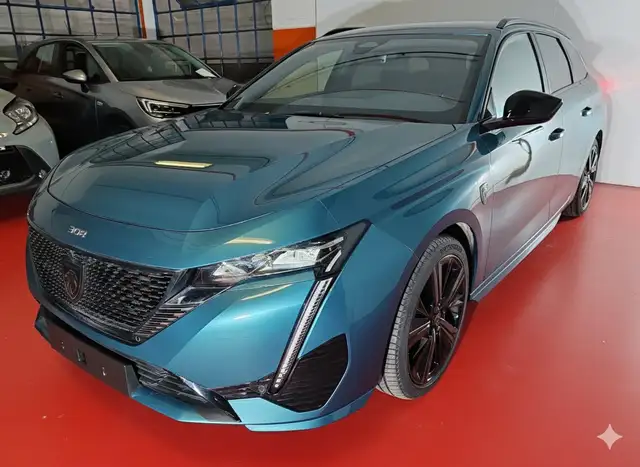 Peugeot 308 SW 1.2 130cv GT EAT8 + Navi + Telecamera