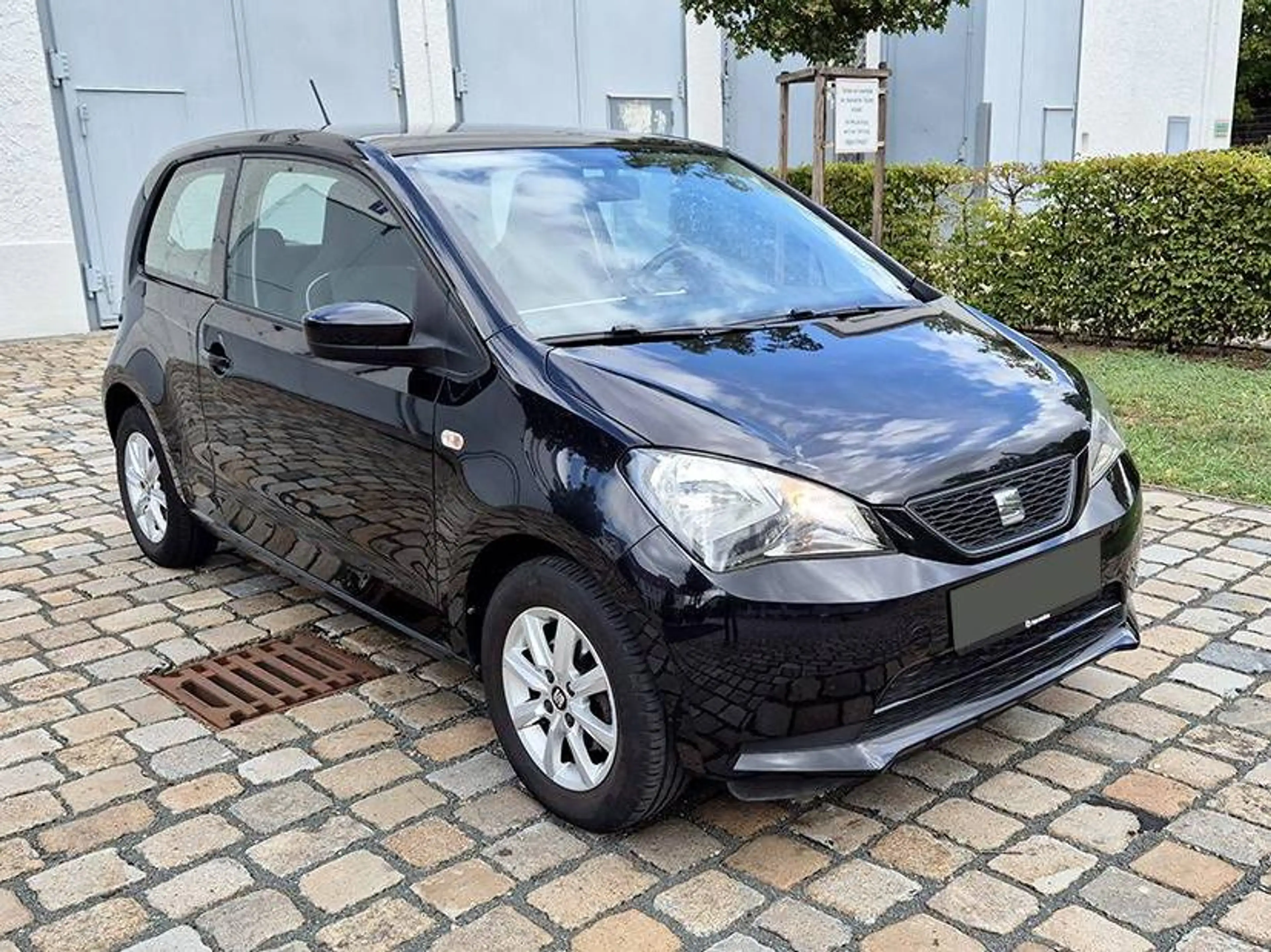 SEAT Mii Chic Erdgas CNG | Klima | PDC | SHZ | Bluetooth | Freisprech | Tempomat | Funk | USB | Navi Google Maps — photo 3